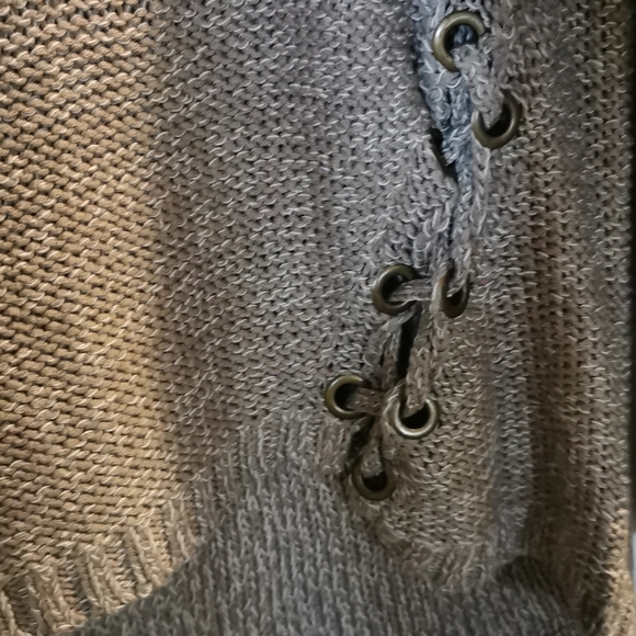 Size med sweater - Picture 3 of 3